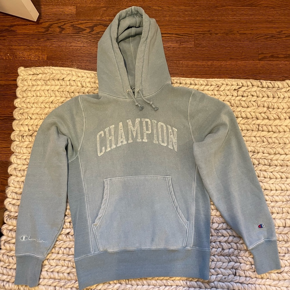 Champion hoodie  sweatshirt - Urban Outfitters Champion collection - small